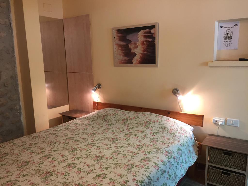 Gil'S Guest Rooms Neve Zohar Room photo